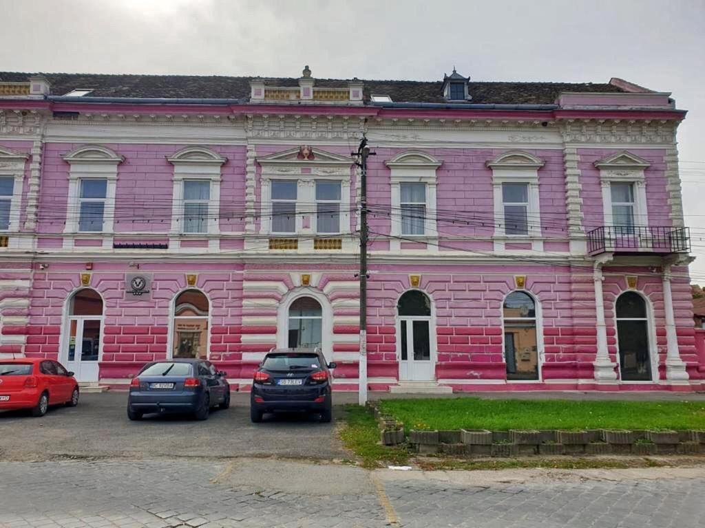 Hotel Marion Dumbraveni  Bagian luar foto