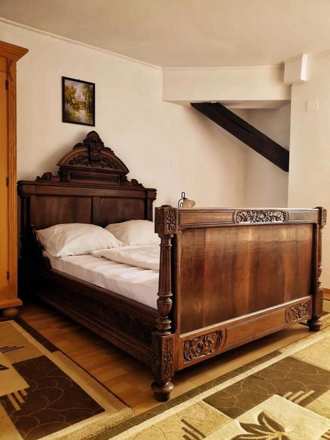Hotel Marion Dumbraveni  Bagian luar foto
