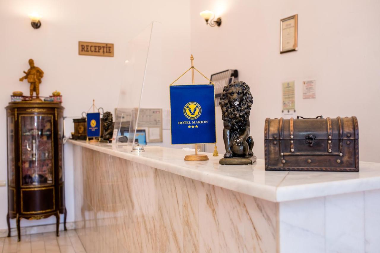Hotel Marion Dumbraveni  Bagian luar foto