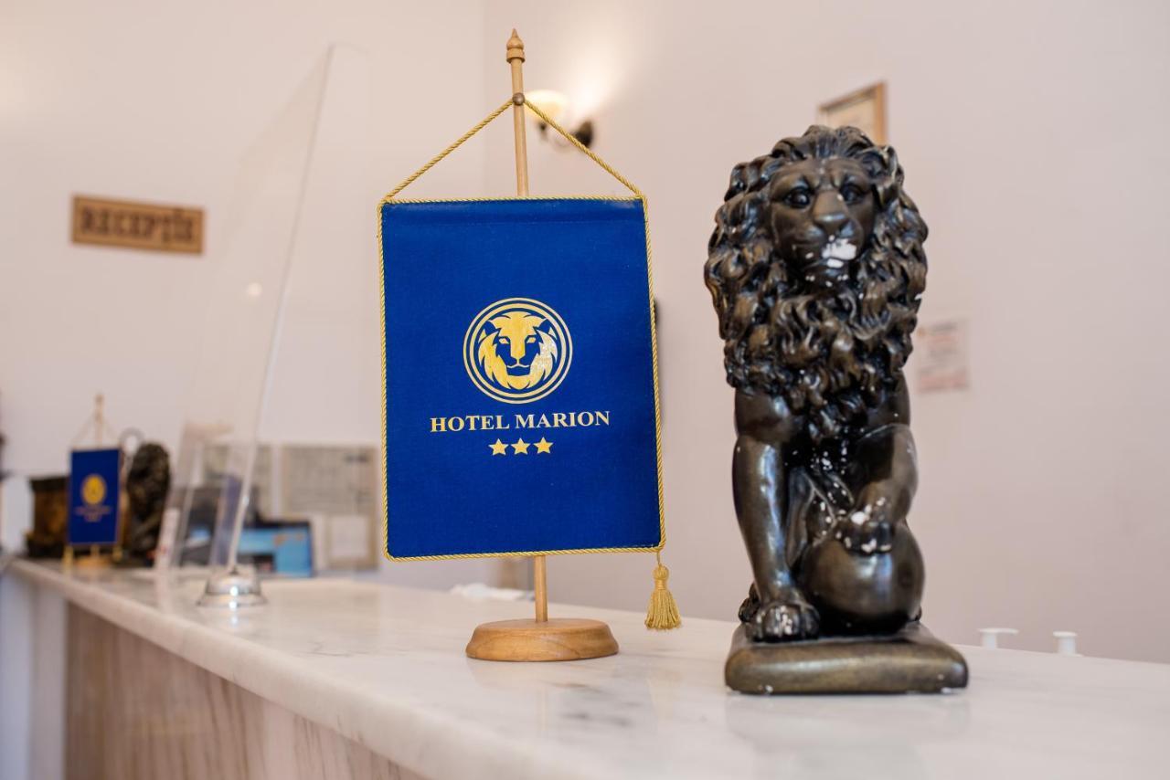 Hotel Marion Dumbraveni  Bagian luar foto