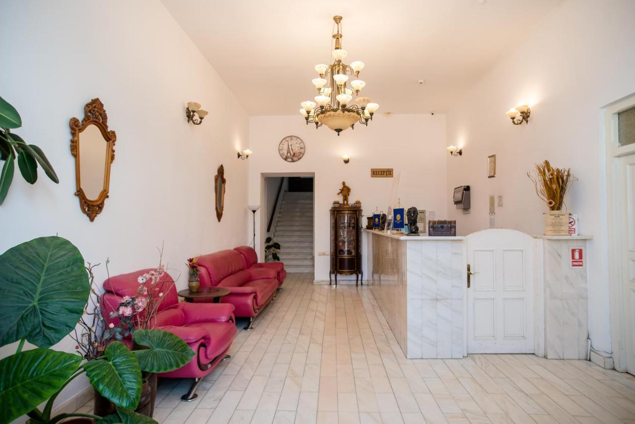 Hotel Marion Dumbraveni  Bagian luar foto