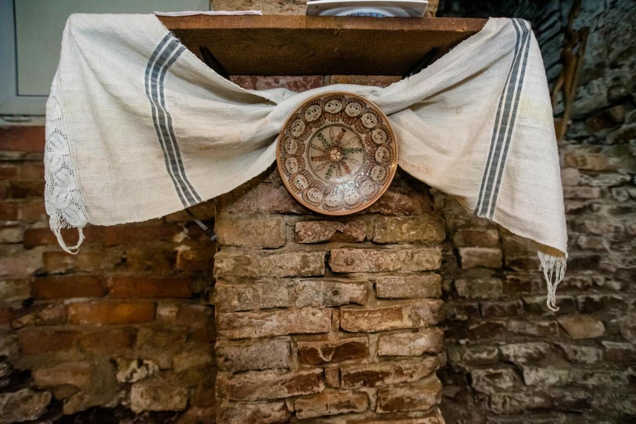 Hotel Marion Dumbraveni  Bagian luar foto