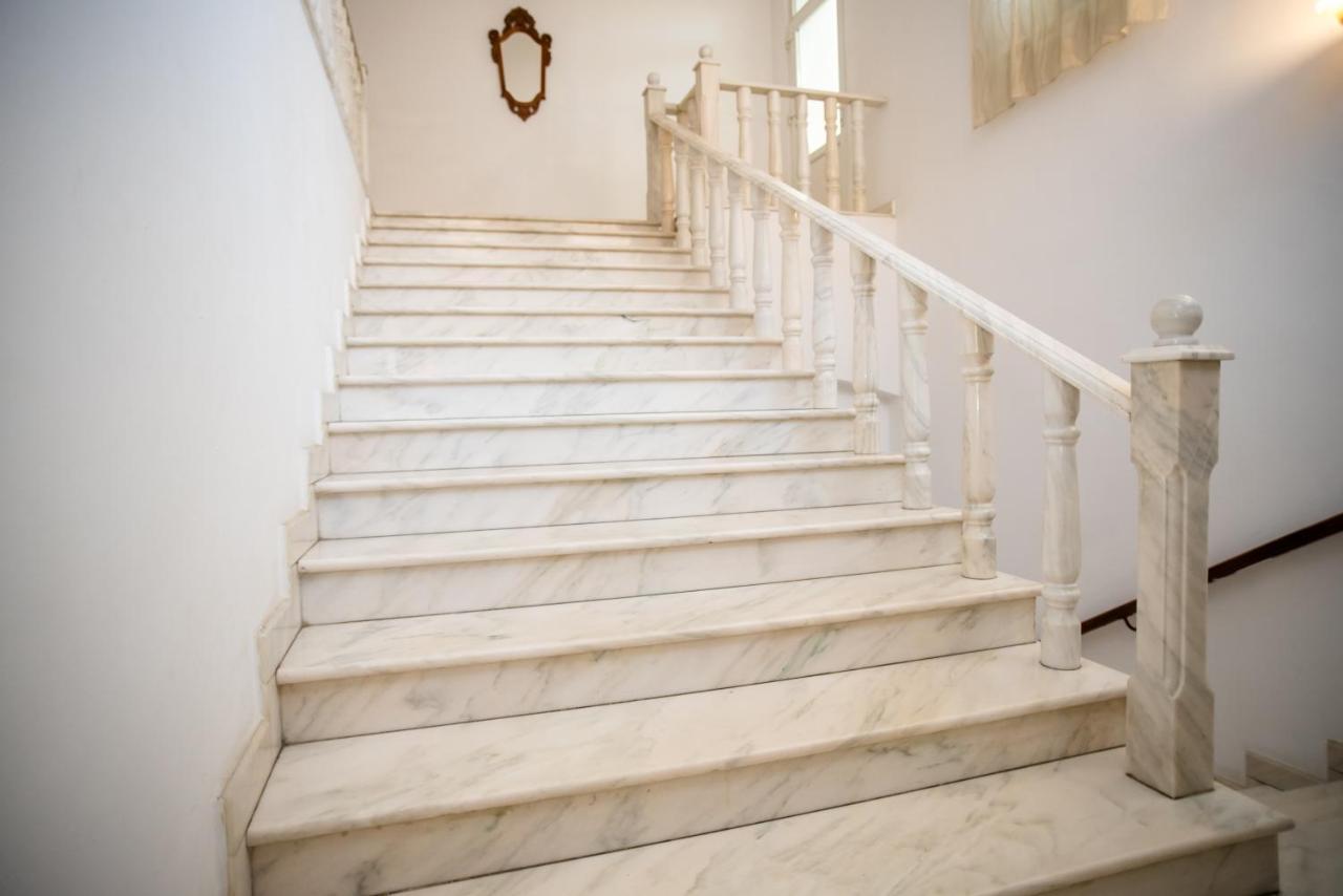 Hotel Marion Dumbraveni  Bagian luar foto