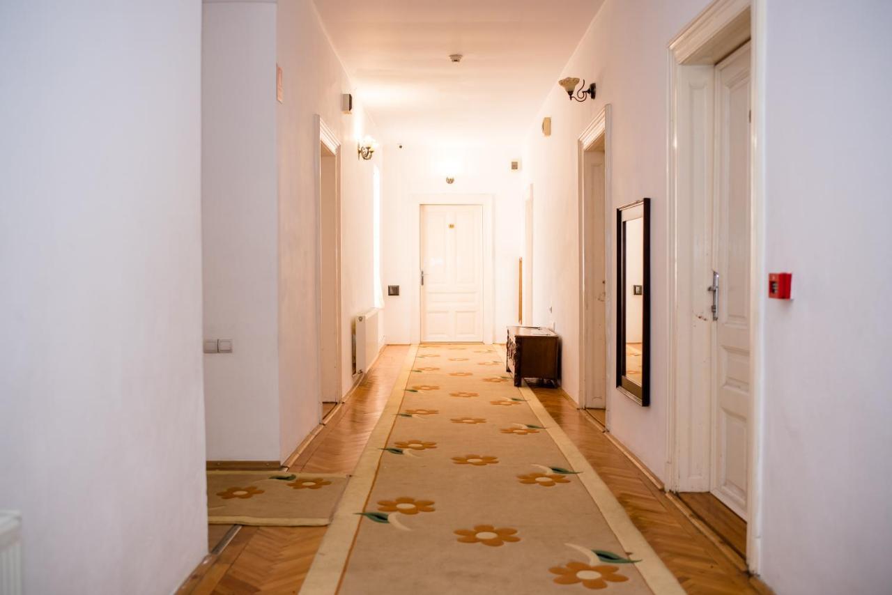 Hotel Marion Dumbraveni  Bagian luar foto