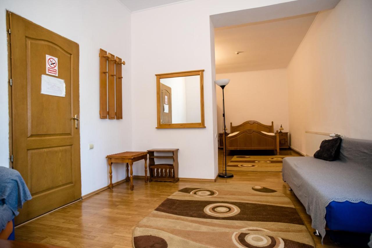 Hotel Marion Dumbraveni  Bagian luar foto